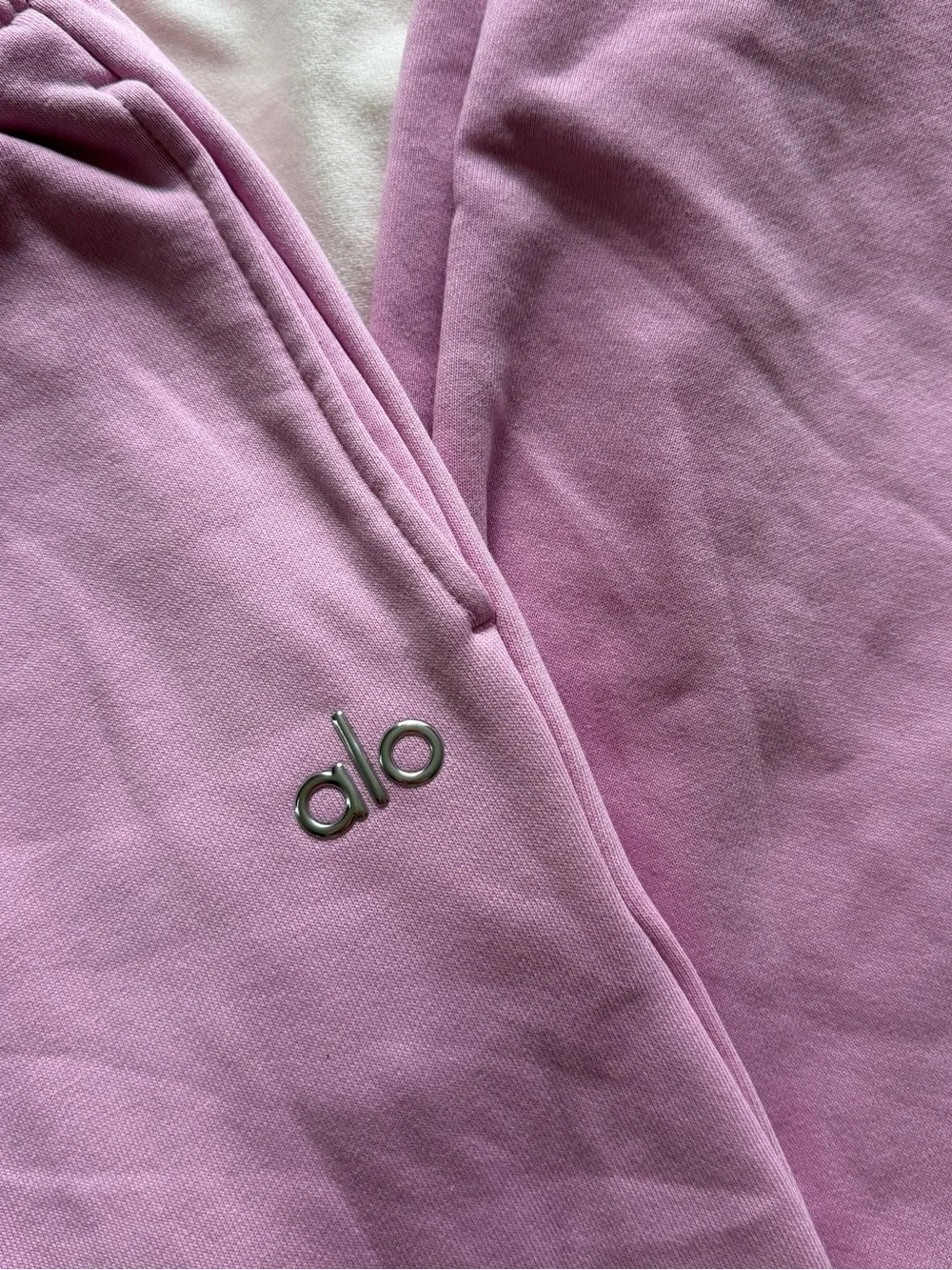 Alo Accolade Candy Heart Pink Sweatpants